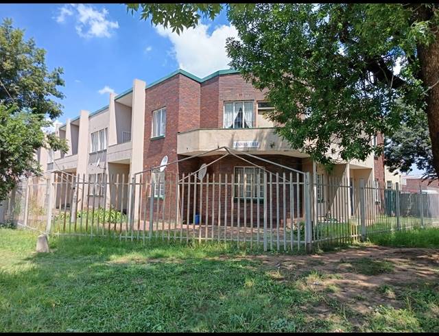 24 BEDROOM APARTMENT BLOCK FOR SALE IN PEACEHAVEN